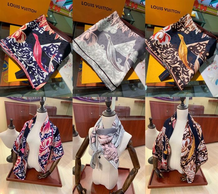 Louis Vuitton Scarf LVS00152